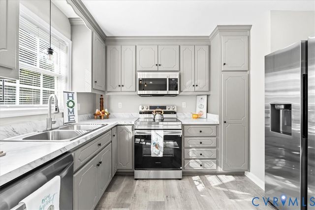 1902 Dellrose Dr, Hopewell, VA 23860