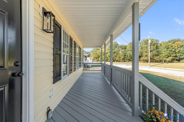 1902 Dellrose Dr, Hopewell, VA 23860