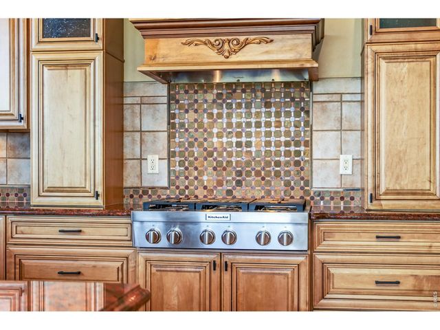 7382 Spanish Bay Dr, Windsor, CO 80550