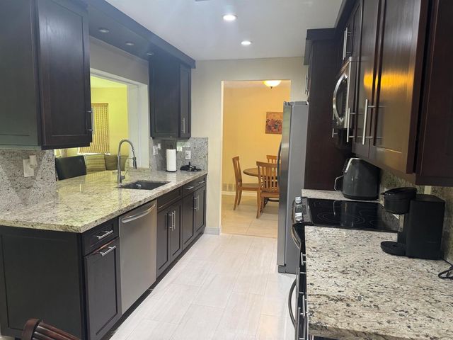 3005 NW 46th Street, Fort Lauderdale, FL 33309
