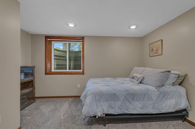 1015 32nd Avenue N, Saint Cloud, MN 56303
