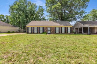 5211 BLUERIDGE DR, Memphis, TN 38134