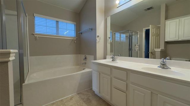 1900 Scofield Ridge PKWY 5501, Austin, TX 78727
