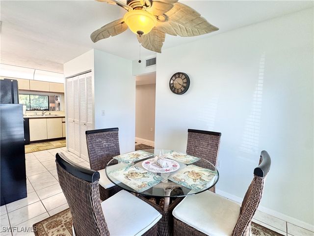 1203 Commonwealth CIR 201, Naples, FL 34116