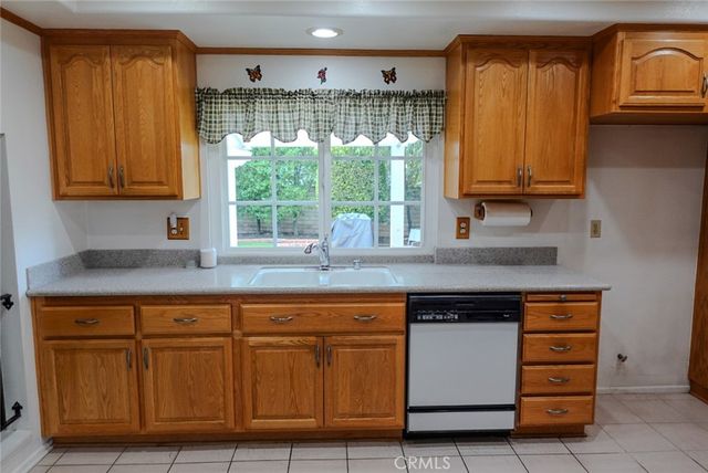 937 Bristol, San Dimas, CA 91773