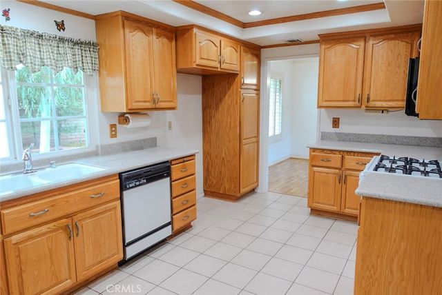 937 Bristol, San Dimas, CA 91773