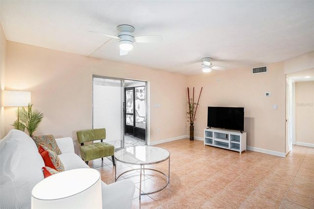 4607 W NORTH B STREET 105, Tampa, FL 33609