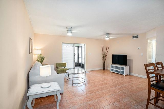 4607 W NORTH B STREET 105, Tampa, FL 33609