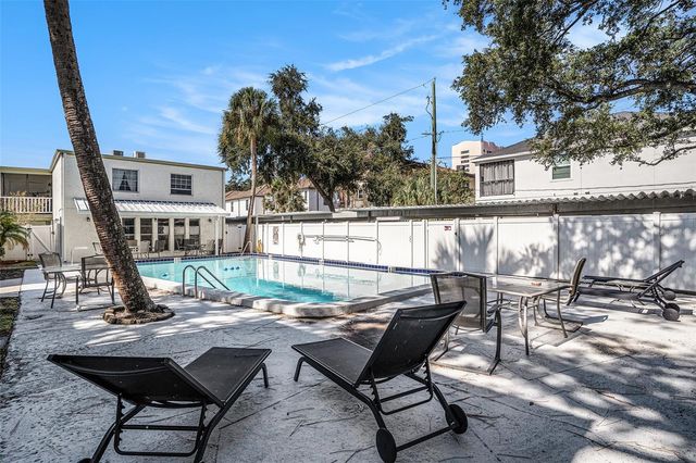 4607 W NORTH B STREET 105, Tampa, FL 33609