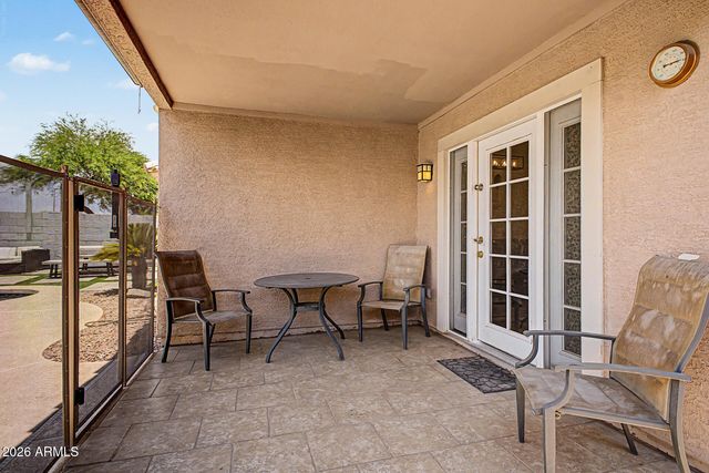 1352 S PORTLAND Avenue, Gilbert, AZ 85296