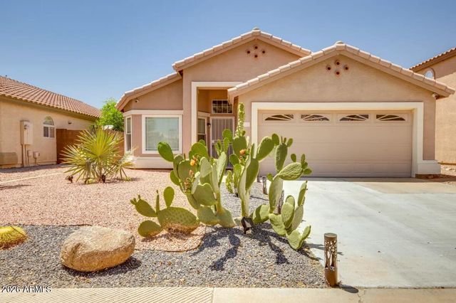 1352 S PORTLAND Avenue, Gilbert, AZ 85296