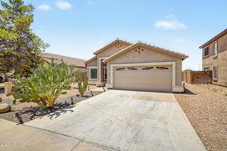 1352 S PORTLAND Avenue, Gilbert, AZ 85296