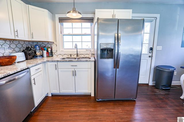 2557 Clay Street, Paducah, KY 42001