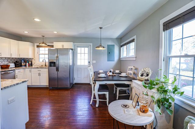 2557 Clay Street, Paducah, KY 42001