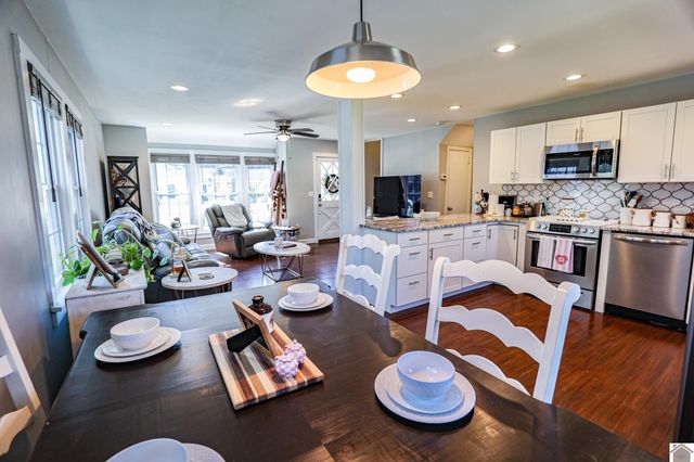 2557 Clay Street, Paducah, KY 42001