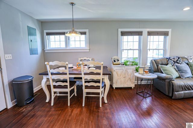 2557 Clay Street, Paducah, KY 42001