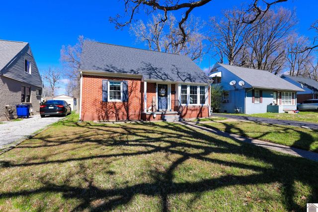 2557 Clay Street, Paducah, KY 42001
