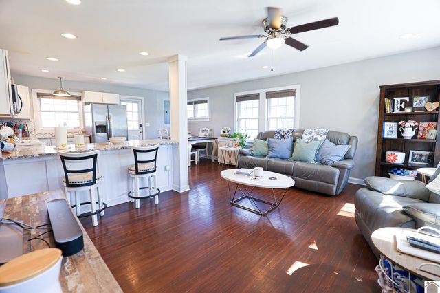 2557 Clay Street, Paducah, KY 42001