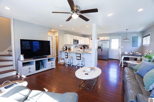 2557 Clay Street, Paducah, KY 42001