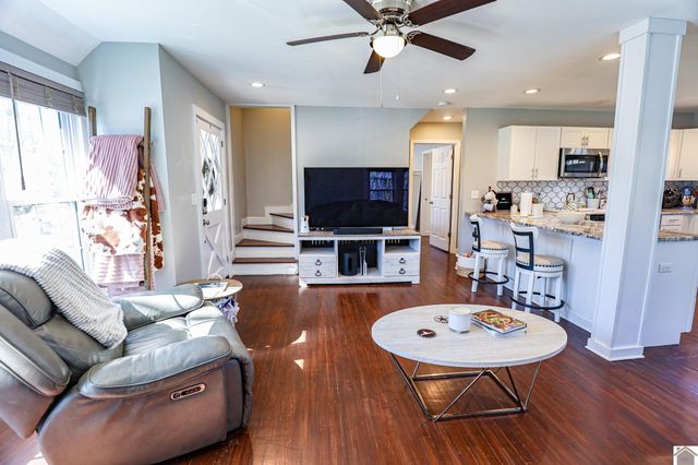 2557 Clay Street, Paducah, KY 42001