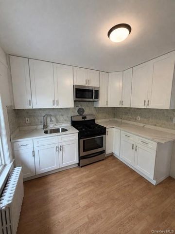 108 Earle Avenue, Lynbrook, NY 11563