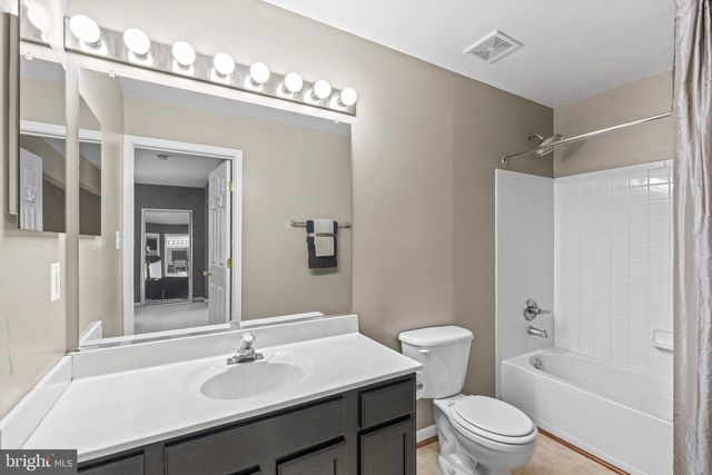 18495 SIERRA SPRINGS SQ, Leesburg, VA 20176