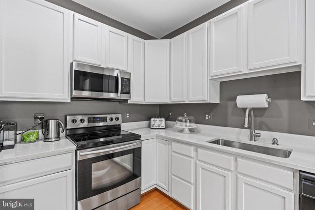 18495 SIERRA SPRINGS SQ, Leesburg, VA 20176