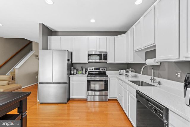 18495 SIERRA SPRINGS SQ, Leesburg, VA 20176