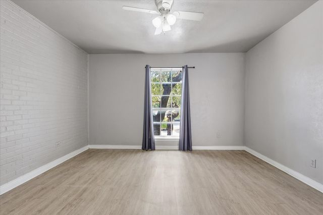15918 Club Crest Drive 2111, Dallas, TX 75248