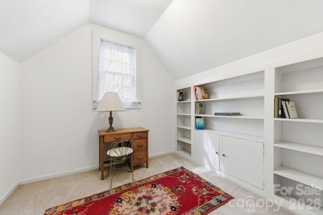 25 Bear Creek Road, Asheville, NC 28806