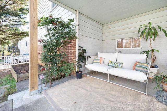 25 Bear Creek Road, Asheville, NC 28806