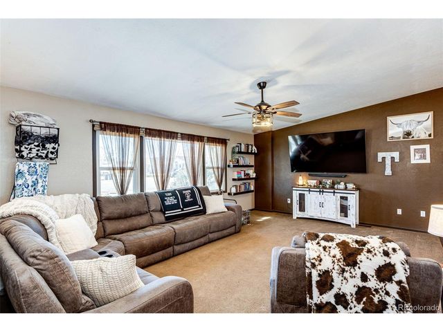 283 E 3rd Pl, Byers, CO 80103