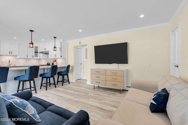 103 2nd Avenue A3, Belmar, NJ 07719