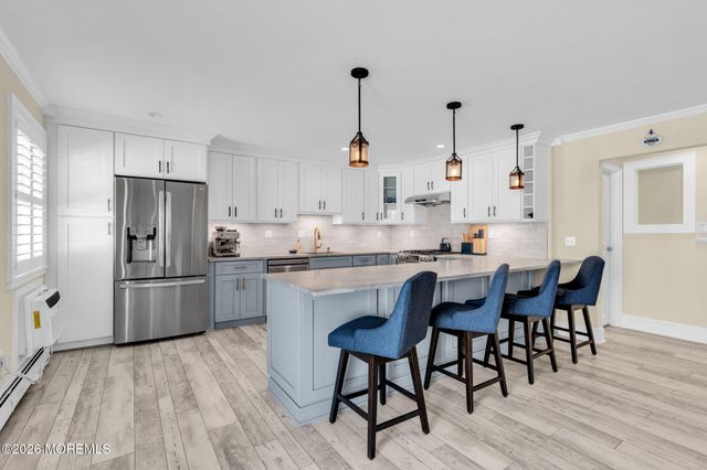 103 2nd Avenue A3, Belmar, NJ 07719