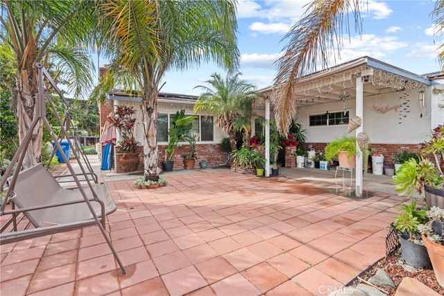 484 Philadelphia, Pomona, CA 91766