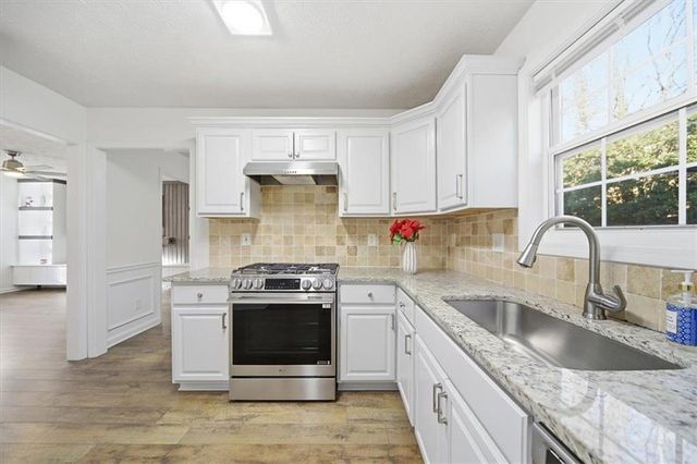 1811 Hayden Mill Court, Lawrenceville, GA 30043