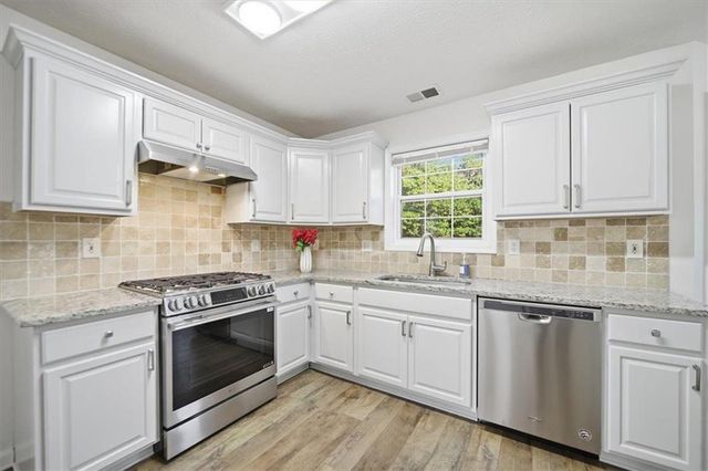 1811 Hayden Mill Court, Lawrenceville, GA 30043