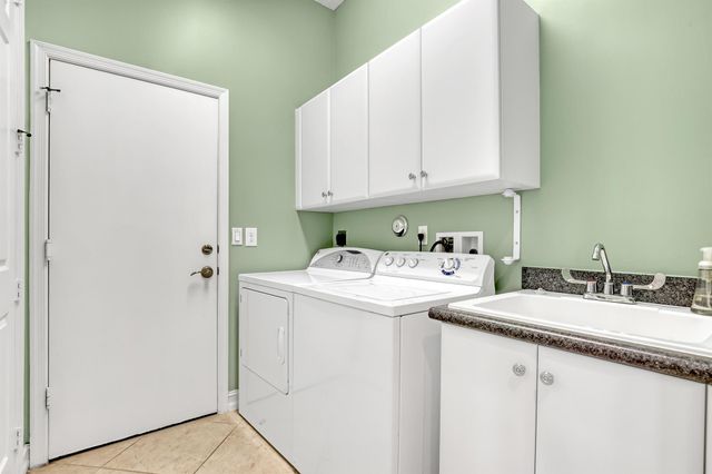 9068 Clearhill Road, Boynton Beach, FL 33473