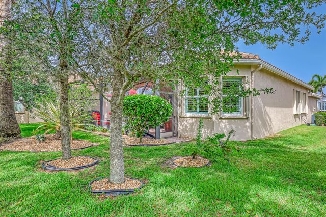 9068 Clearhill Road, Boynton Beach, FL 33473