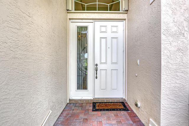 9068 Clearhill Road, Boynton Beach, FL 33473