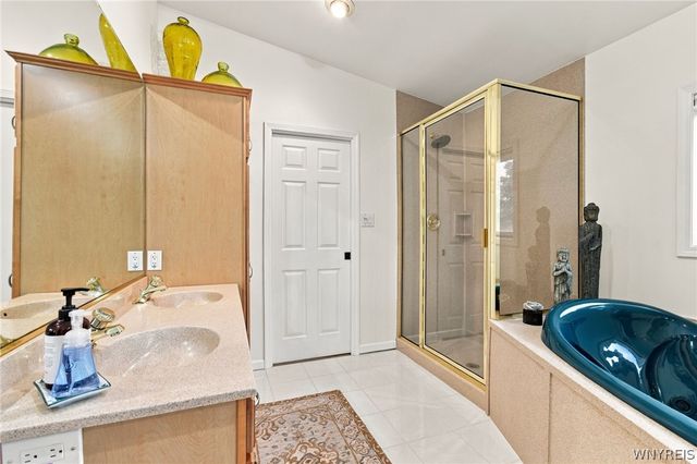 6289 Aiken Road, Pendleton, NY 14094