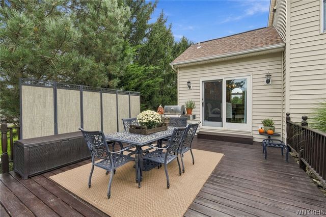 6289 Aiken Road, Pendleton, NY 14094