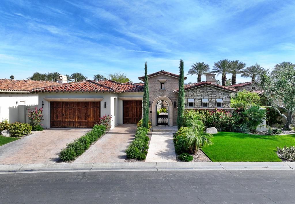 Image 5 of property listing at 76100 Via Firenze, Indian Wells, CA 92210