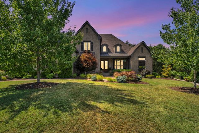 1818 Eaves Ct, Nolensville, TN 37135