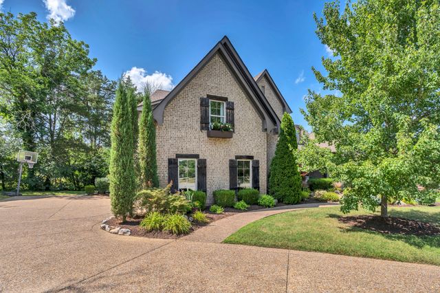 1818 Eaves Ct, Nolensville, TN 37135