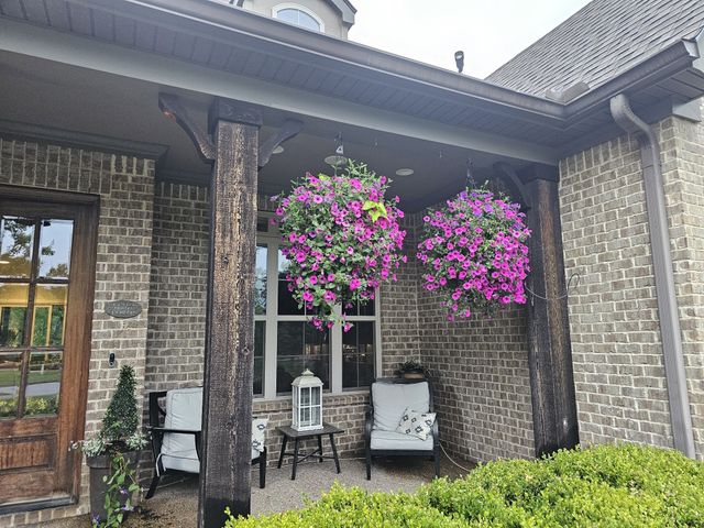 1818 Eaves Ct, Nolensville, TN 37135