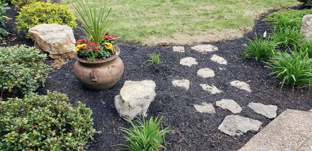 1818 Eaves Ct, Nolensville, TN 37135