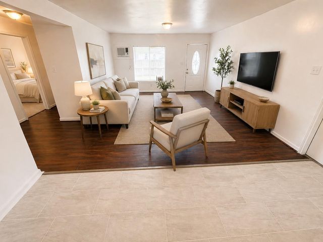5103 Willow Glen Drive, Houston, TX 77033
