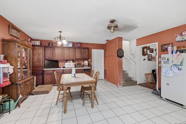 1150 NW 38TH ST, San Antonio, TX 78228