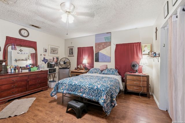 1150 NW 38TH ST, San Antonio, TX 78228